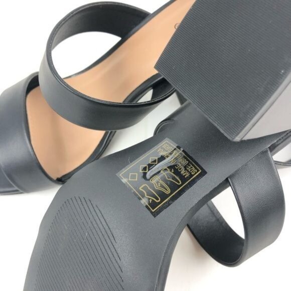 Women's Qupid Dorcas Faux Leather Multi Strap Block Heel Sandals Black - Picture 9 of 12